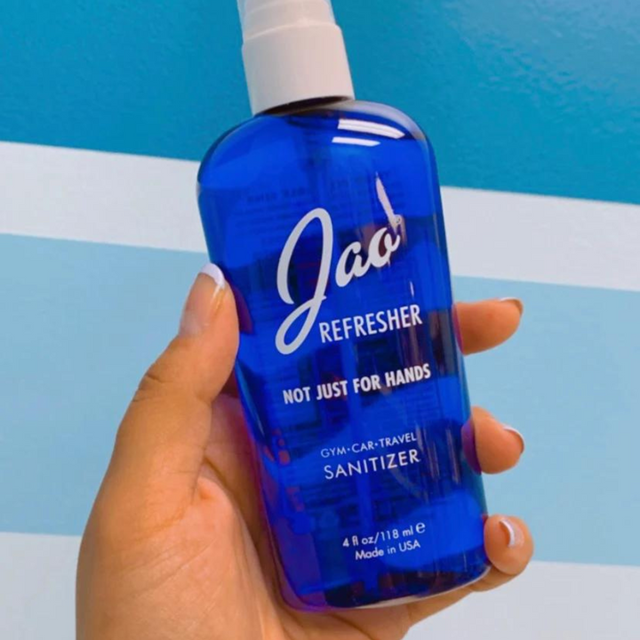 Jao Brand Refresher is a powerful disinfectant and aromatherapy boost in one. With 65% plant-based Ethyl Alcohol and a blend of antiseptic essential oils like lavender, tea tree, and eucalyptus, it kills germs and freshens hands. Enjoy multiple uses with less waste, promoting a more sustainable lifestyle. Perfect for on-the-go freshness!