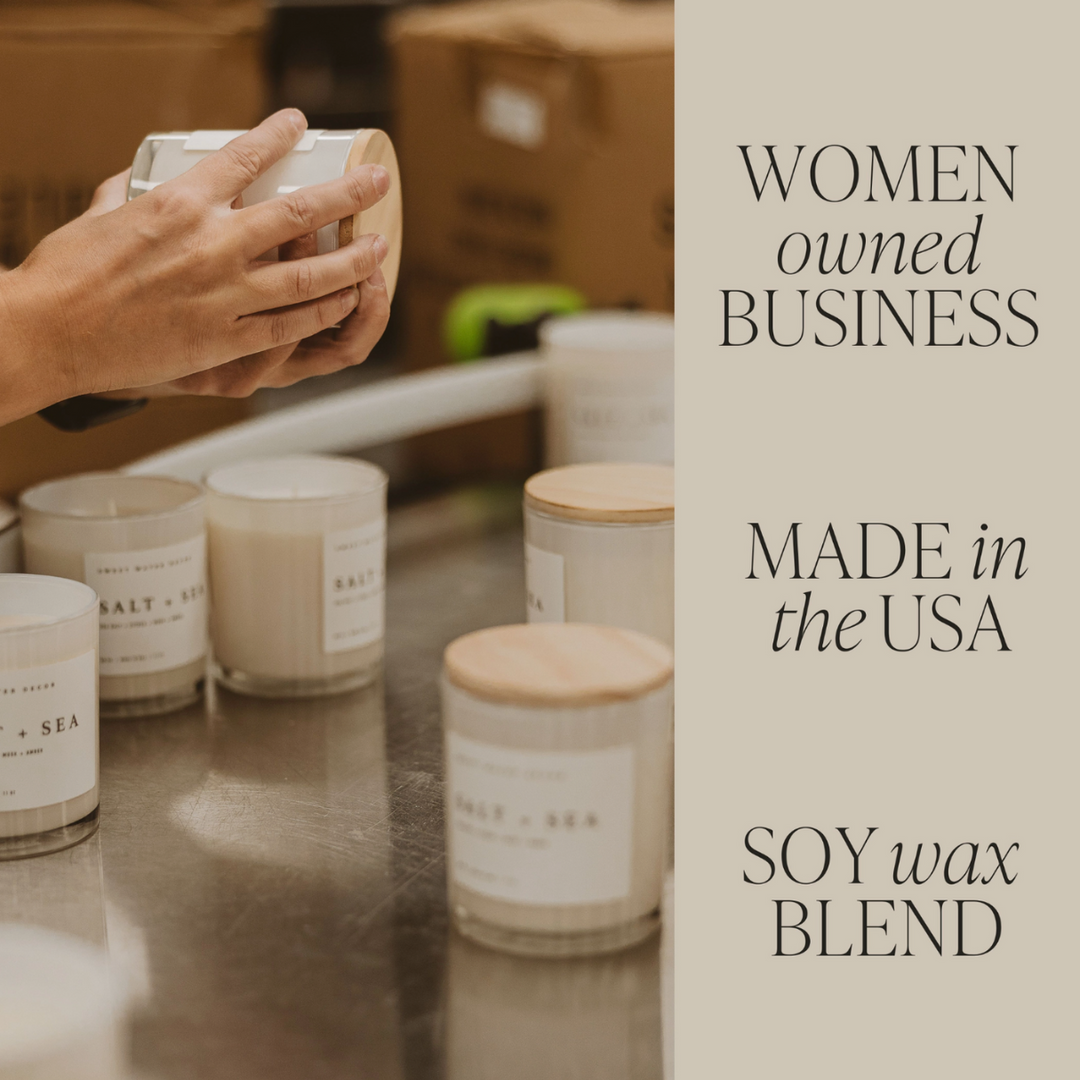 women owned candle shop, Cinnamon rolls candle, kitchen candle, holiday candle, fall scent, cozy candle, sweet aromas, autumn candle, home decor, bakery scent, vanilla cinnamon, spiced candle, scented candle, seasonal candle, warm ambiance